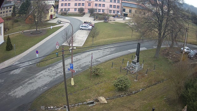 Webkamera - Poniklá